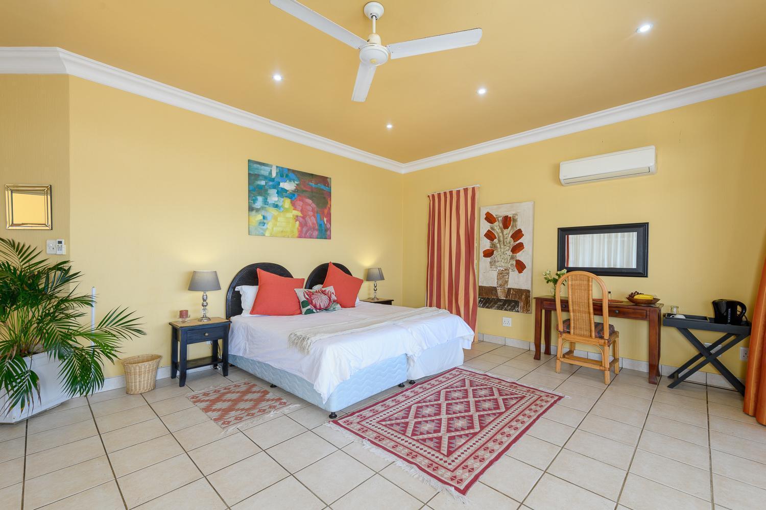 Albatross Guest House Southbroom Exterior foto