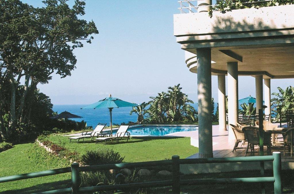 Albatross Guest House Southbroom Exterior foto